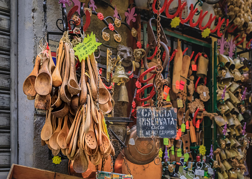 August 8, 2018 - Trinidad, Cuba: cuba plate souvenirs and traditional dresses in the street maket of Trinidad, Cuba