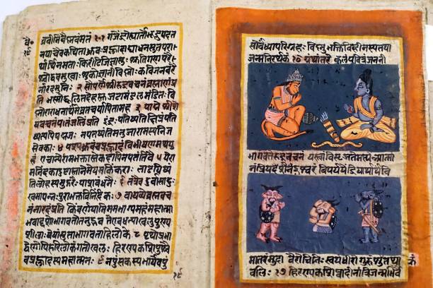 Scenes from the Ramayana in antique manuscript, Jaipur, Rajasthan, India JAIPUR, INDIA - OCT 11, 2017 - Scenes from the Ramayana in antique manuscript, Jaipur, Rajasthan, India ramayana stock pictures, royalty-free photos & images