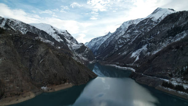 istock Lake Du Chambon drone picture 1455965109