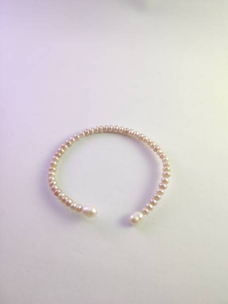 istock Bracelet made of freshwater pearls 1455968204