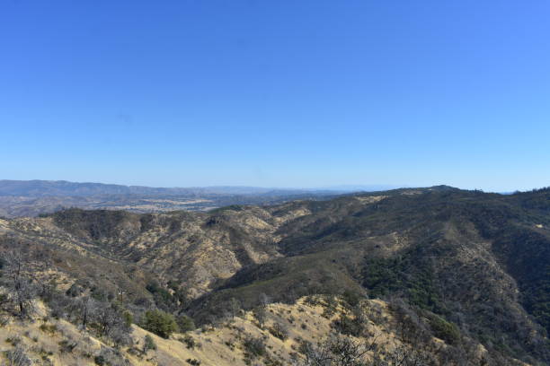 istock California desert skyline 1456118504