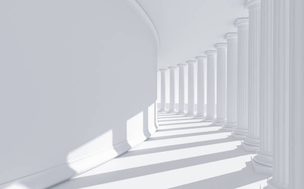 colonnes blanches en rangée courbée : architecture classique romaine et grecque avec espace de copie. - strong shadows photos et images de collection