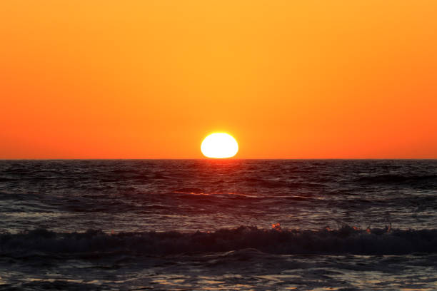 istock Mesmerizing sunset view of the sea 1456143782