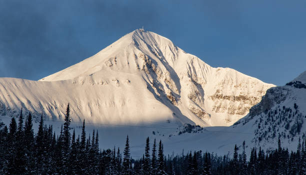 istock Lone Peak at Big Sky ski resort 1456193080
