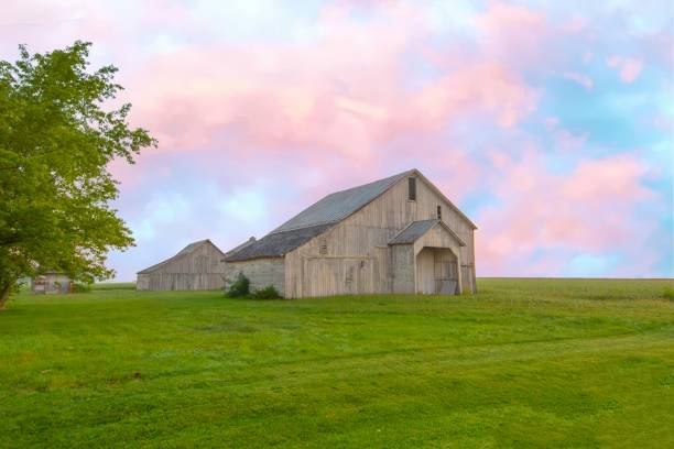 istock Old Weathered Barn-Tipton County, Indiana 1456290340