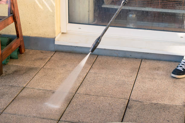 istock pressure water cleaning pipe for houseworks 1456358805