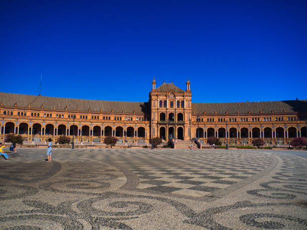 seville - plaza de espana 3 - seville sevilla bridge arch fotografías e imágenes de stock