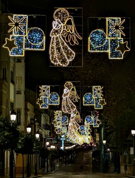 istock Christmas lights Street 1456563118