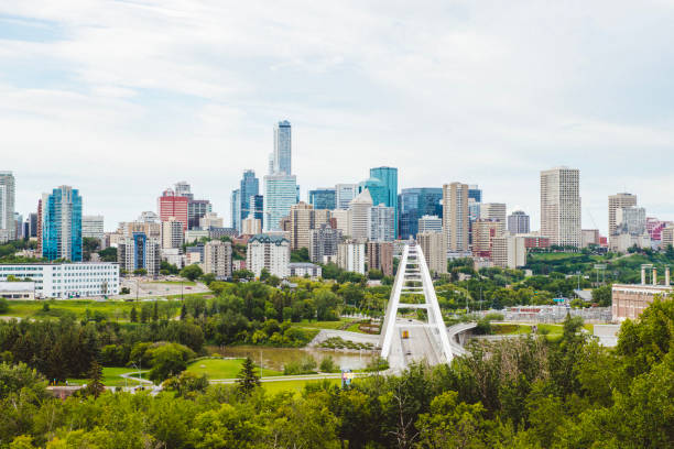 istock Cityscape of Edmonton, Alberta, Canada during summertime 1456608263