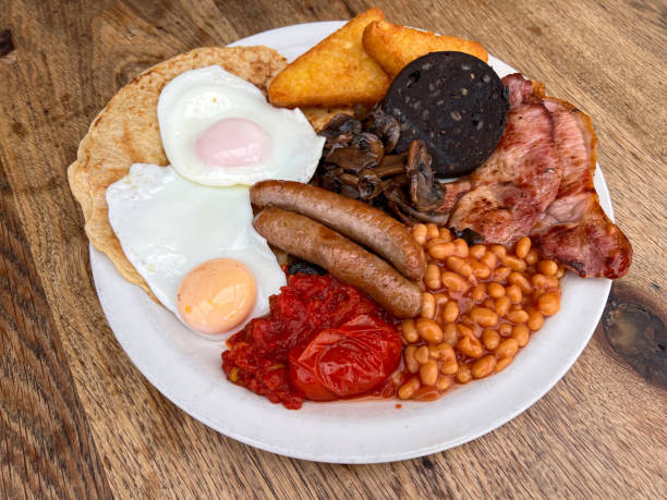 istock Derbyshire English breakfast with an oatcake 1456620032