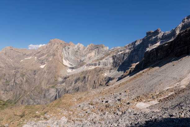 サラデッツ避難所のシルク・ド・ガヴァルニー - canyon rock mountain cliff ストックフォトと画像