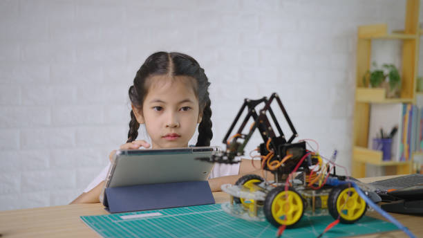 istock Home School, The lesson in robotics at home. 1456701944