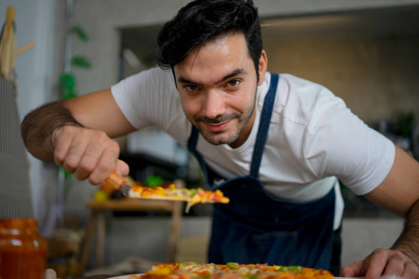 istock Entrepreneur made pizza for sale. Small business. 1456762035