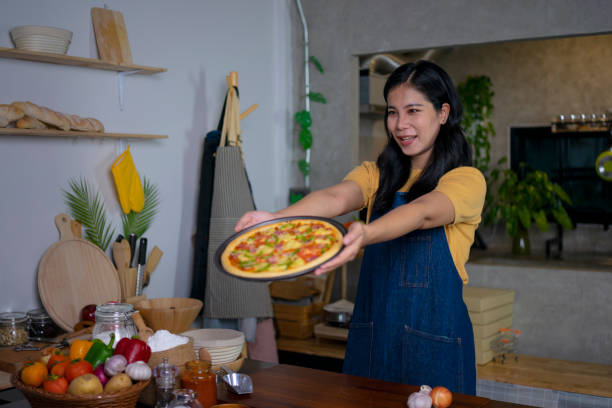 istock Entrepreneur made pizza for sale. Small business. 1456762129