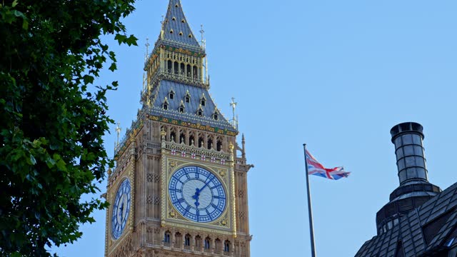 Big Ben and British flag.