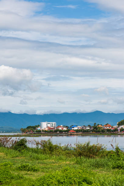 istock The city beside Kwan Phayao lake 1456929959