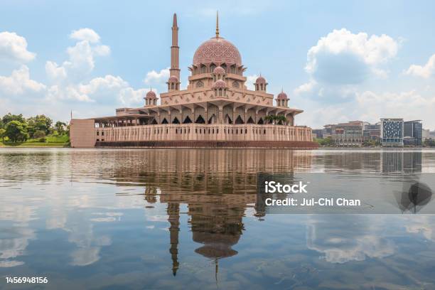 Masjid Putra At Dataran Putra In Putrajaya City Stock Photo - Download Image Now - Architecture, Asia, City