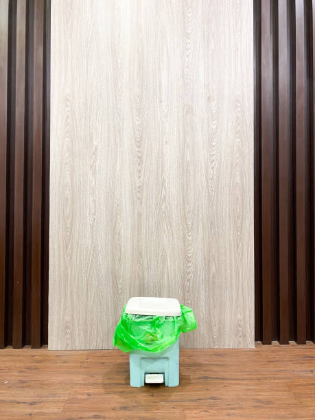 istock a trash can against a backdrop of brown walls 1456995110