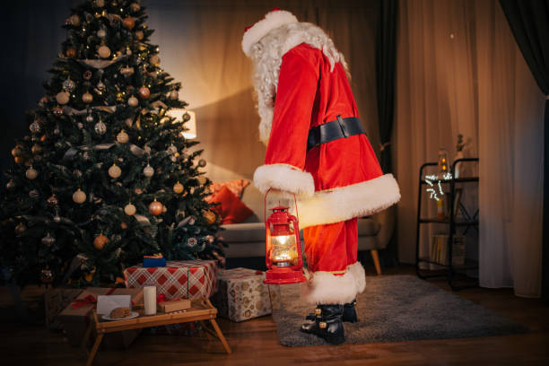 istock Santa Claus with a lantern 1457140334