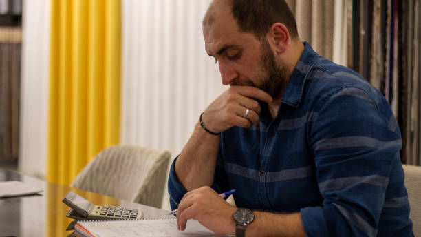 istock sales man on the phone 1457197790