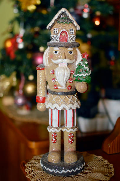 istock clay Christmas figurines at the table 1457268698