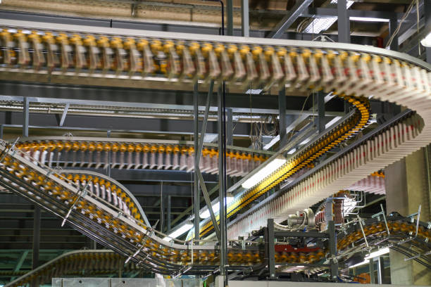 istock Printing press conveyor belt in a factory 1457359391