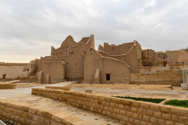 palacio salwa en at-turaif, declarado patrimonio de la humanidad por la unesco - restore ancient ways fotografías e imágenes de stock