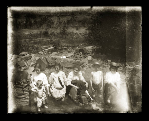 istock Victorian-era Family on Vacation, Circa 1890 1457421221