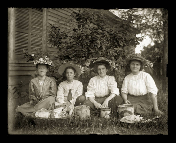 istock Young, Victorian-era, Girls Eating Cherries, Circa 1890 1457422728