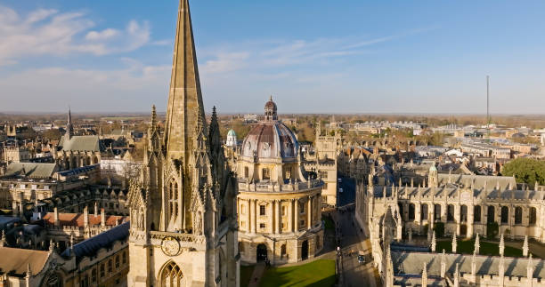 istock Radcliffe Square in Oxford on a Sunny Winter Day 1457518873