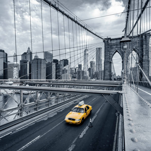 istock Taxi on the Brooklyn bridge 1457574154