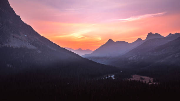 istock Washington Pass Observation Site looking over the North Cascades mountains at sunset in Okanogan County, Washington 1457647975