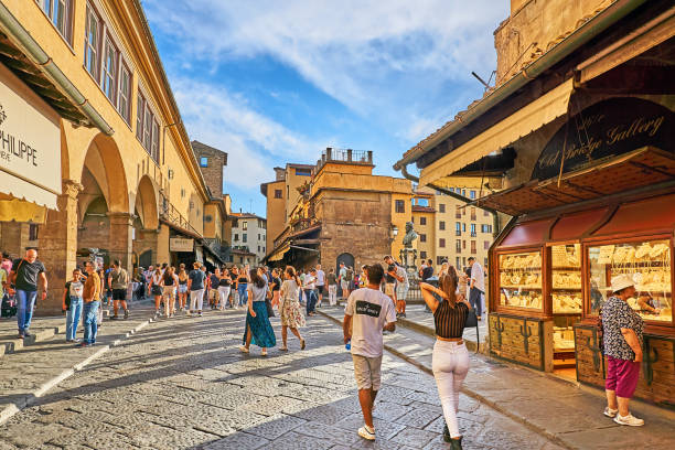 florence - ponte vecchio imagens e fotografias de stock