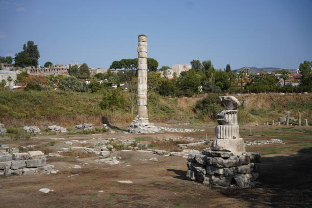 istock The Artemis Temple in Selcuk, Turkey 1457759988