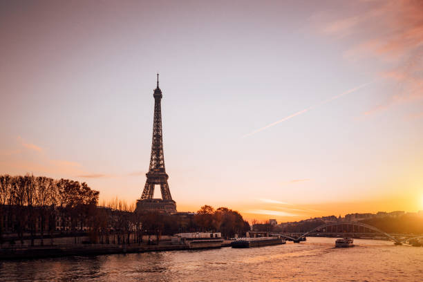 istock Sunset view to Eiffel Tower at Dawn, Paris, France 1457908682