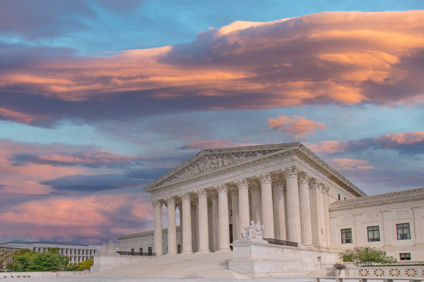 istock Supreme Court at Sunset 1457942837