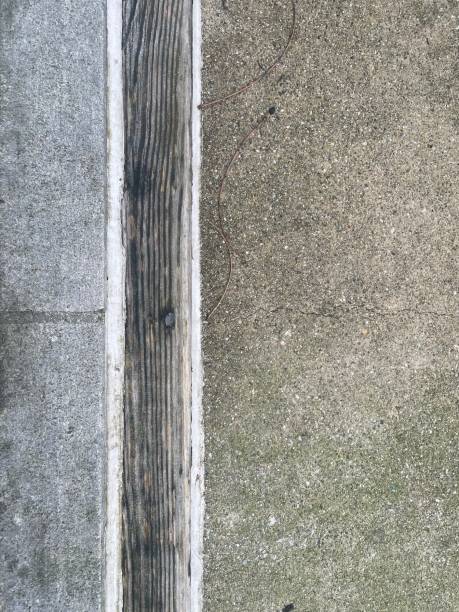 istock Concrete and wood 1457967610