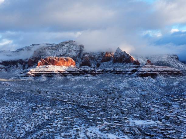 istock Sedona Arizona winter 1458007686