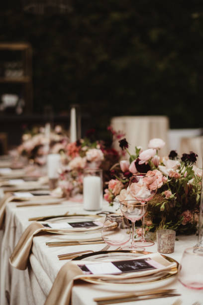 Wedding reception dining table Elegant dining table at a wedding reception wedding feast stock pictures, royalty-free photos & images