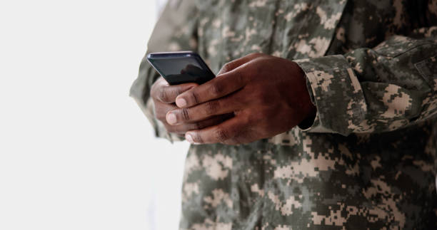 istock US Military Soldier Smart Phone Espionage 1458139574