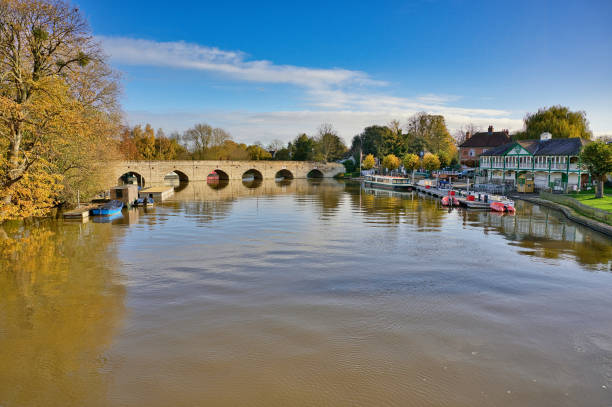 istock winters day in stratford up avon 1458176287