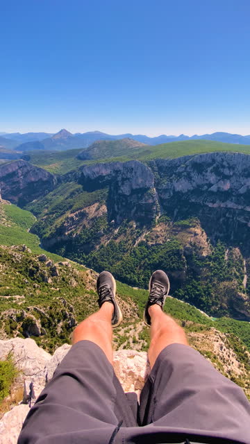 Dangling your feet above the majestic Gorges du Verdon canyon