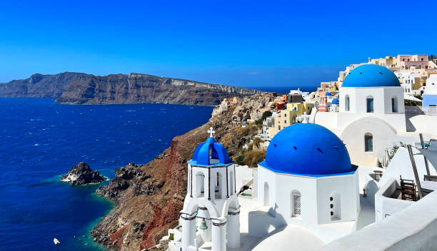 iglesia old white - santorini greek islands greece church fotografías e imágenes de stock