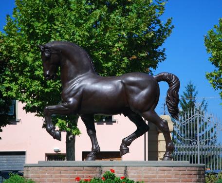 horse, Leonardo sculpture in Vinci town, Tuscany, Italy, Bronze, Langdon, Code, Da Vinci Code
