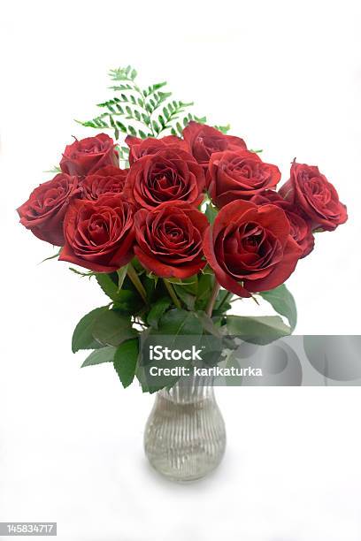 Photo libre de droit de Roses Rouges banque d'images et plus d'images libres de droit de Une douzaine de roses - Une douzaine de roses, Vase, Amour