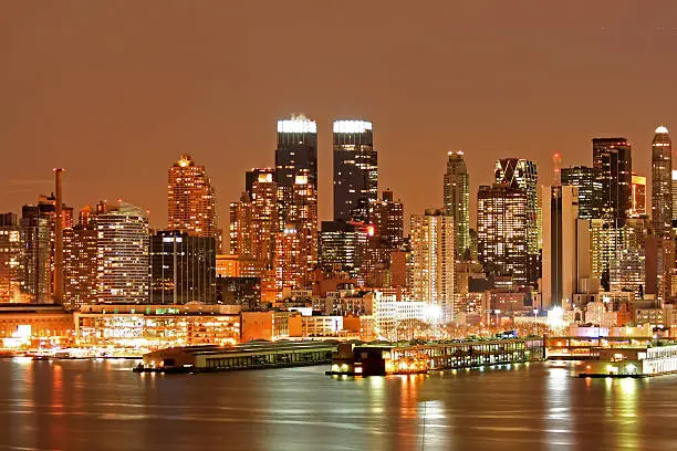 Photo of Manhattan Skyline at Christmas Eve