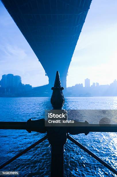 Photo libre de droit de Sous Le Pont Harbour Bridge De Sydney banque d'images et plus d'images libres de droit de Architecture - Architecture, Australie, Bleu