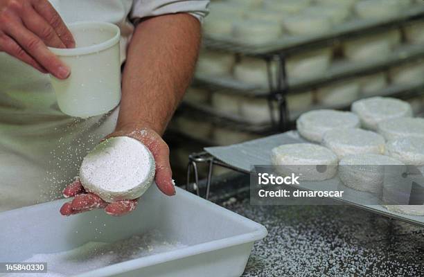 Fromages De Chèvre Stockfoto und mehr Bilder von Käseherstellung - Käseherstellung, Ziegenkäse, Bauernkäse