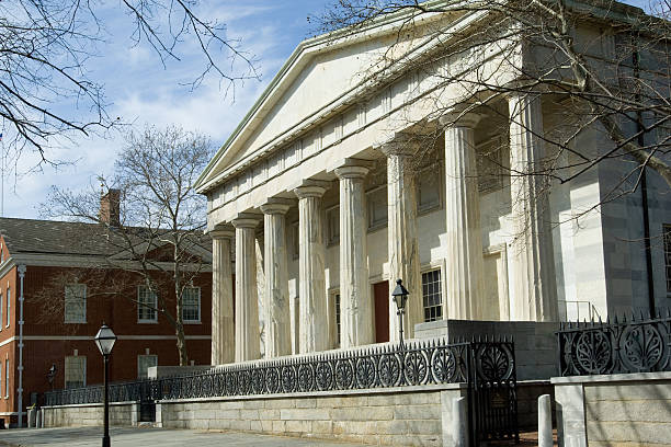 Second Bank of the US Historical Second Bank of the US in Greek revival style, 1800s, Philadelphia philadelphia federal reserve stock pictures, royalty-free photos & images