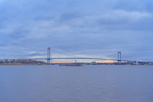 istock New York White Stone Bridge Landscape 1458412512